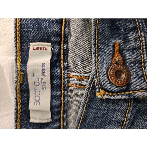 Levi's 515 womens bootcut jeans.  Size 10L. - Picture 4 of 5